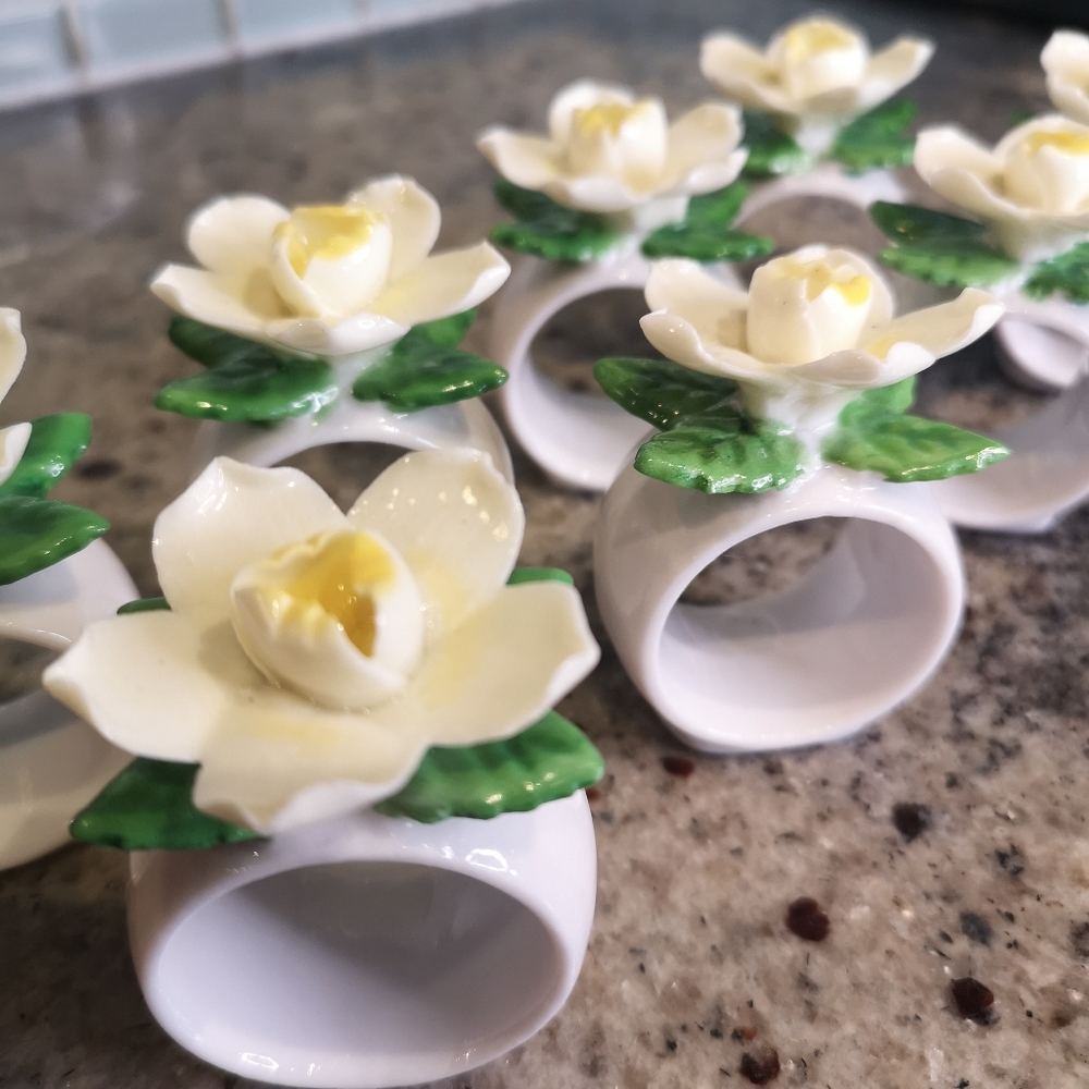 Vintage New Floral Porcelain Napkin Rings / Holders Yellow & Green, Flat bottom